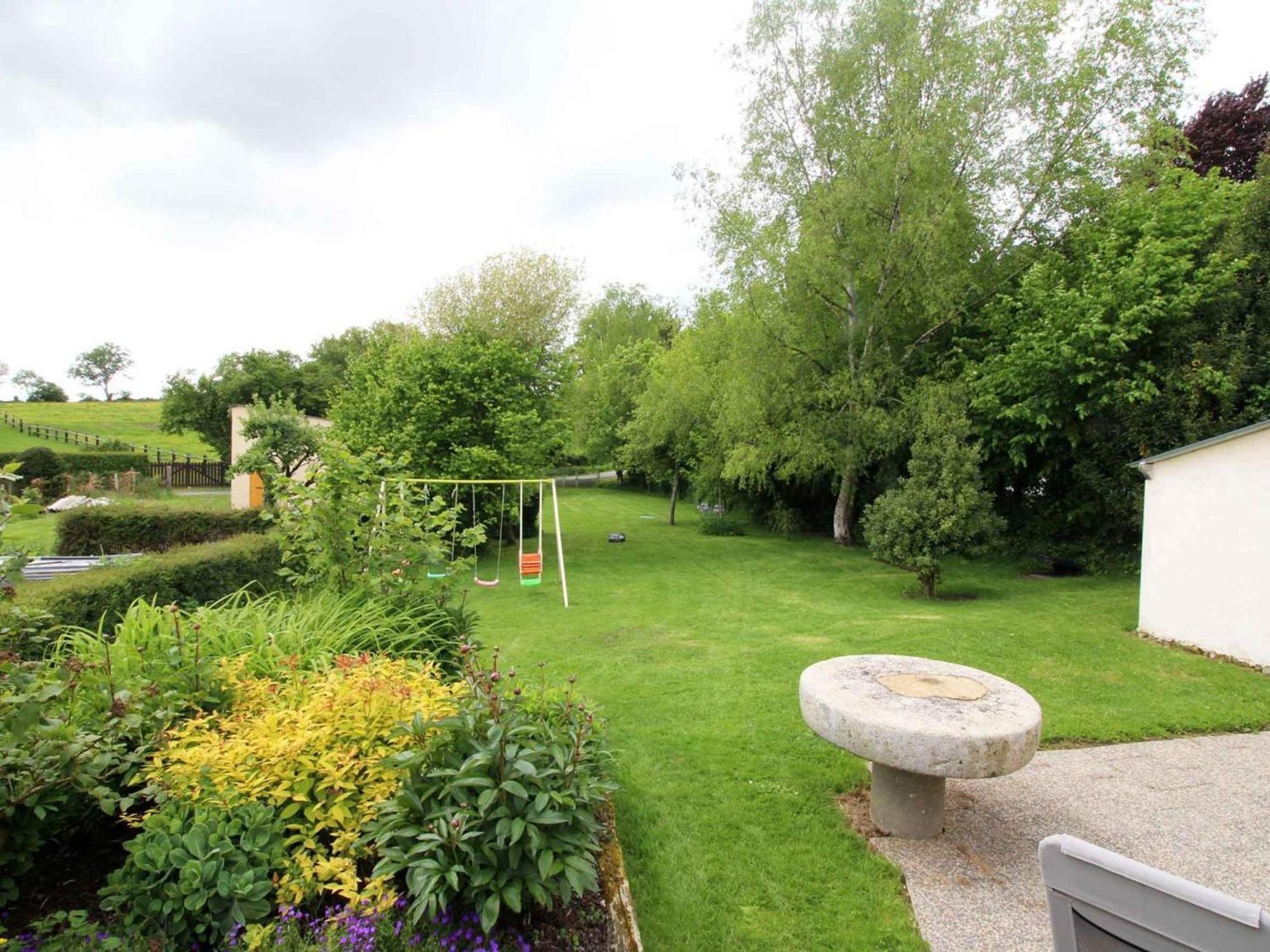 Maison Percheronne Spacieuse Avec Billard, Babyfoot, Et Jardin Clos, Animaux Bienvenus ! - Fr-1-497-65 La Mesniere Exterior foto