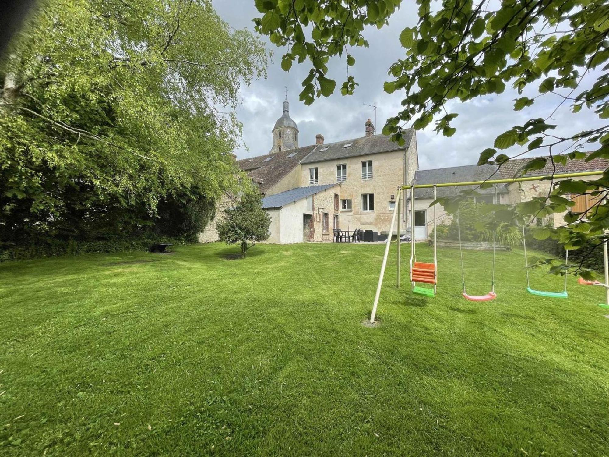Maison Percheronne Spacieuse Avec Billard, Babyfoot, Et Jardin Clos, Animaux Bienvenus ! - Fr-1-497-65 La Mesniere Exterior foto