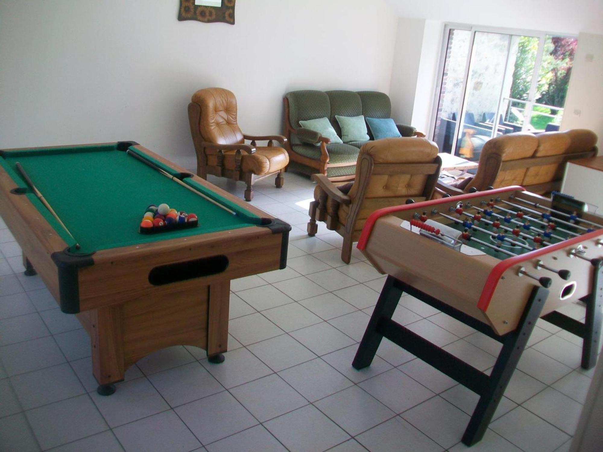 Maison Percheronne Spacieuse Avec Billard, Babyfoot, Et Jardin Clos, Animaux Bienvenus ! - Fr-1-497-65 La Mesniere Exterior foto